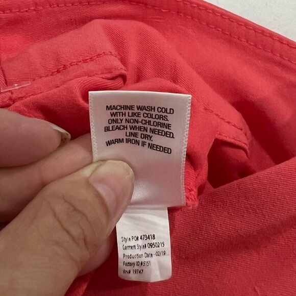 Roz & Ali coral cropped stretch capri pants side slits with gold studded size 12 - Picture 6 of 10